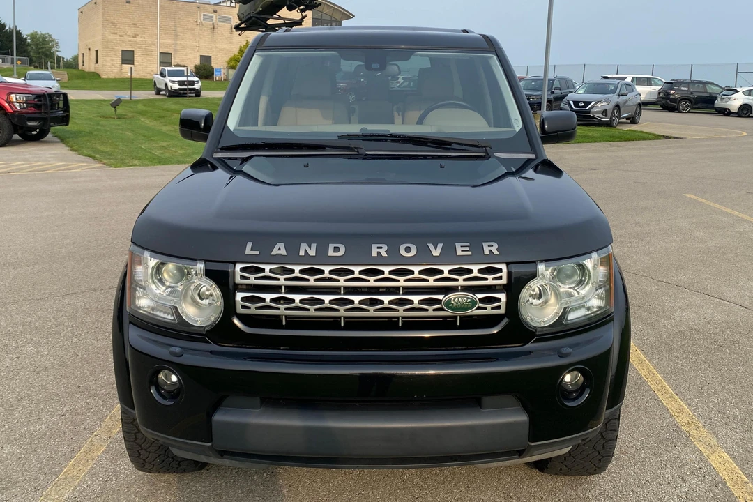 2011 Land Rover Discovery 4th Gen - Image 2 of 31