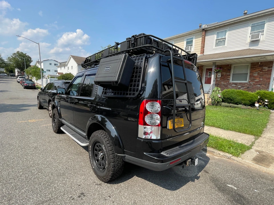 2011 Land Rover Discovery 4th Gen - Image 18 of 31