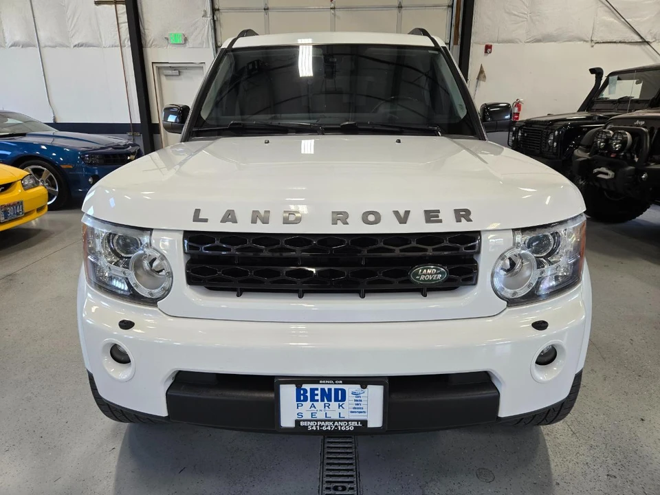 2011 Land Rover Discovery 4th Gen - Image 2 of 18