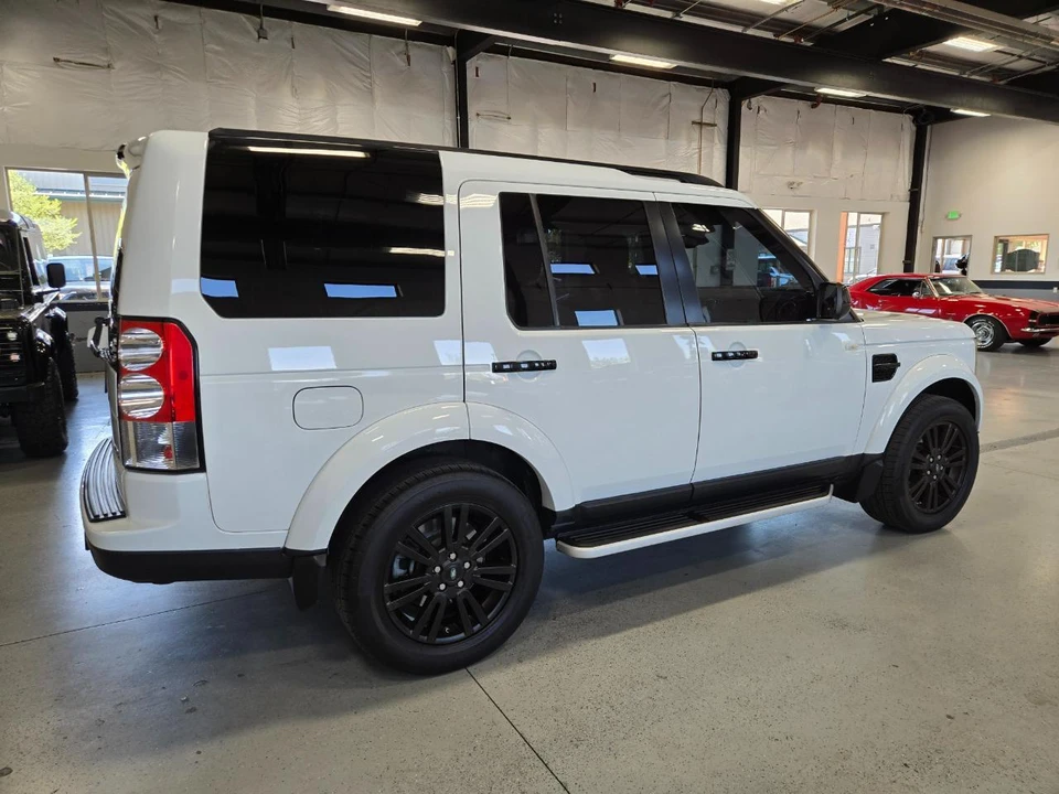 2011 Land Rover Discovery 4th Gen - Image 4 of 18