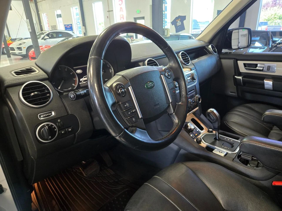 2011 Land Rover Discovery 4th Gen - Image 7 of 18