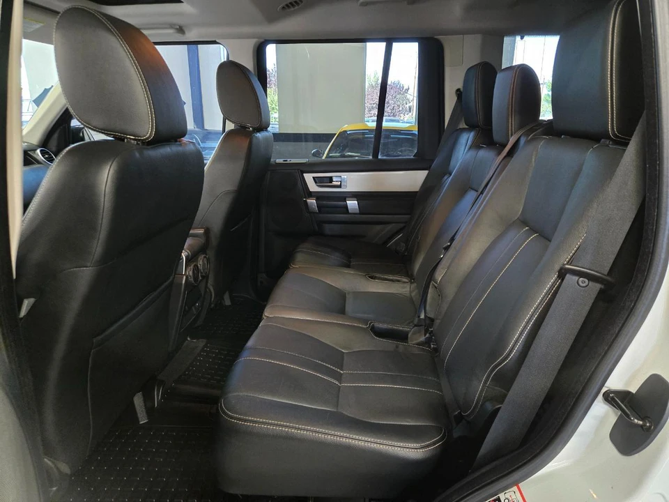 2011 Land Rover Discovery 4th Gen - Image 9 of 18