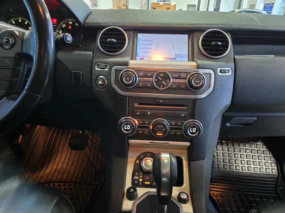 2011 Land Rover Discovery 4th Gen - Image 14 of 18