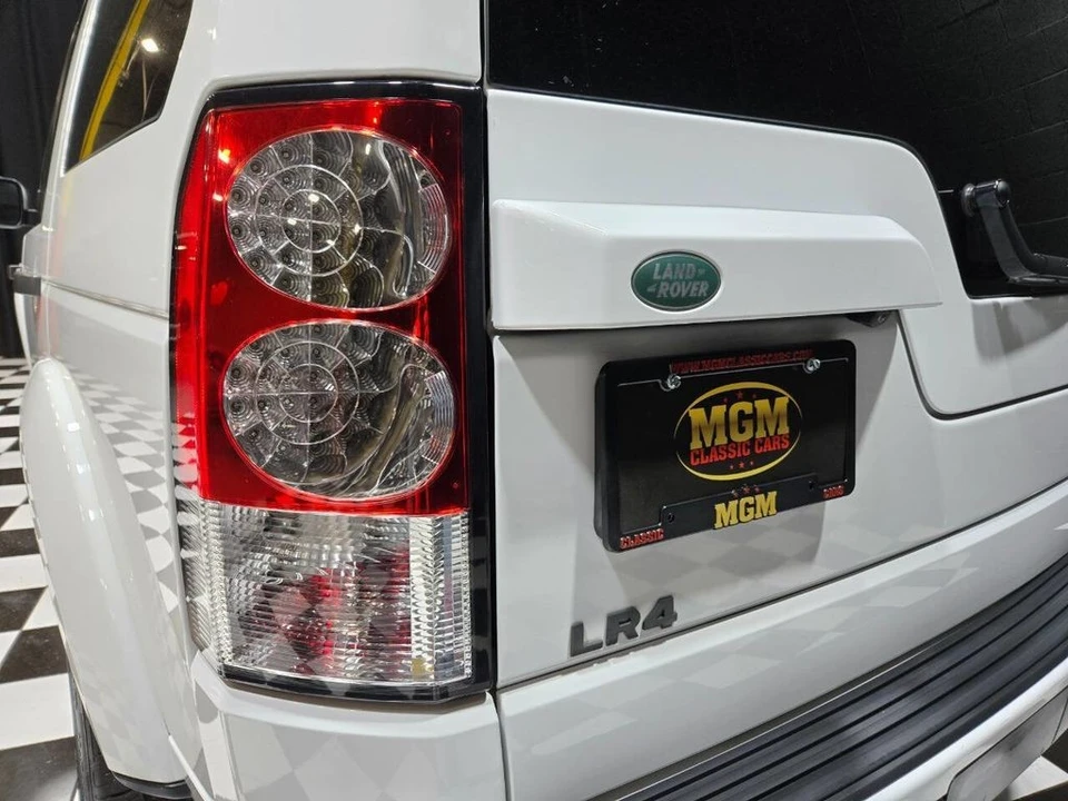 2011 Land Rover Discovery 4th Gen - Image 5 of 12