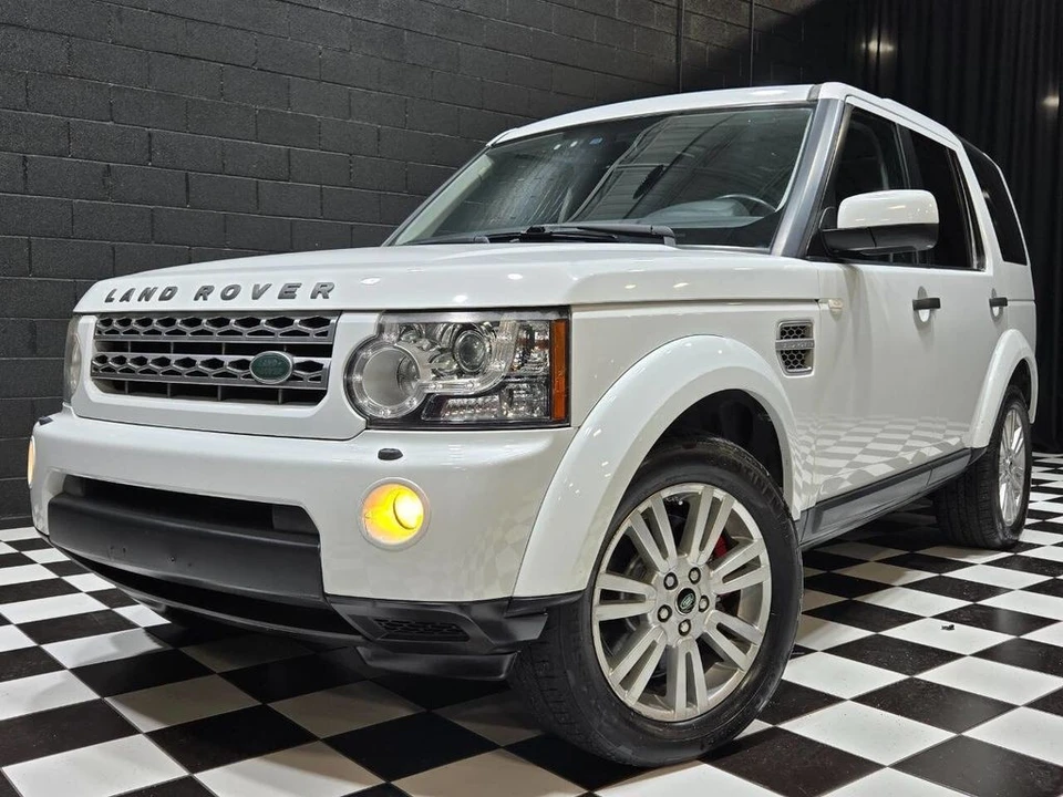 2011 Land Rover Discovery 4th Gen - Image 3 of 12