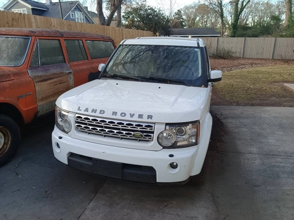 2011 Land Rover Discovery 4th Gen - Image 2 of 12