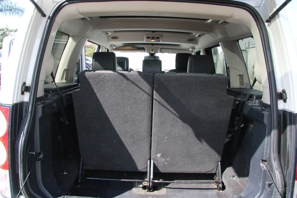 2011 Land Rover Discovery 4th Gen - Image 21 of 21