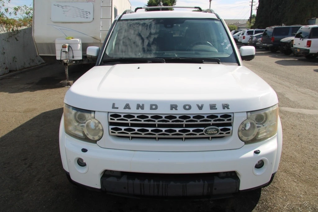 2011 Land Rover Discovery 4th Gen - Image 9 of 21