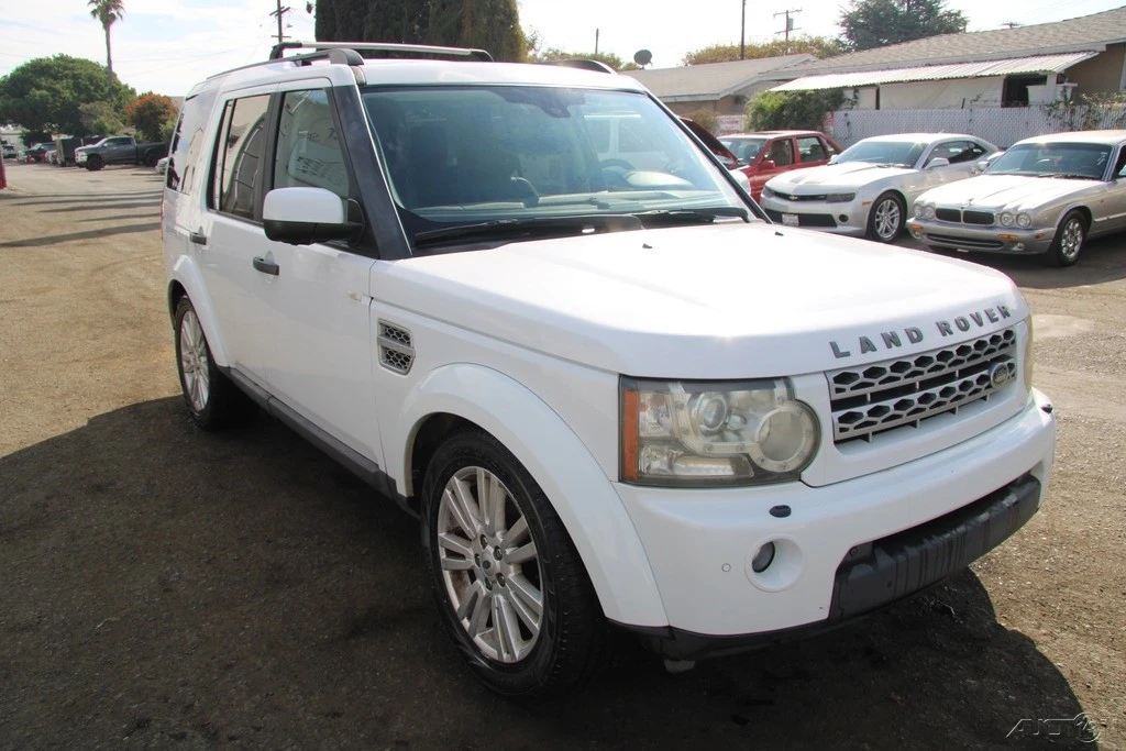 2011 Land Rover Discovery 4th Gen - Image 8 of 21