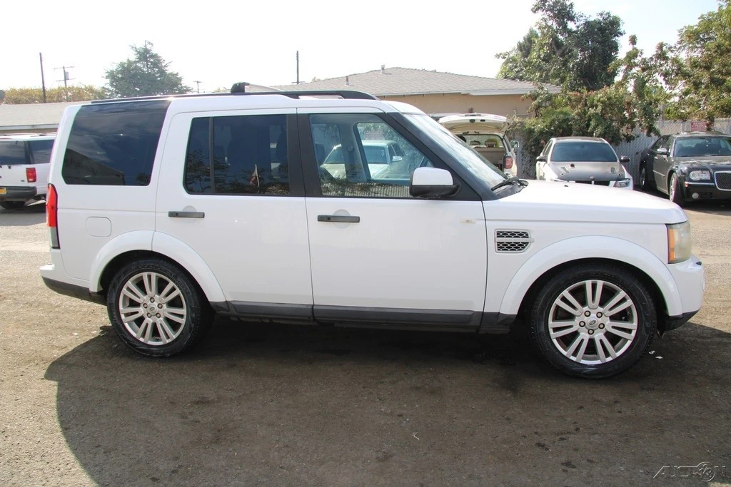 2011 Land Rover Discovery 4th Gen - Image 7 of 21
