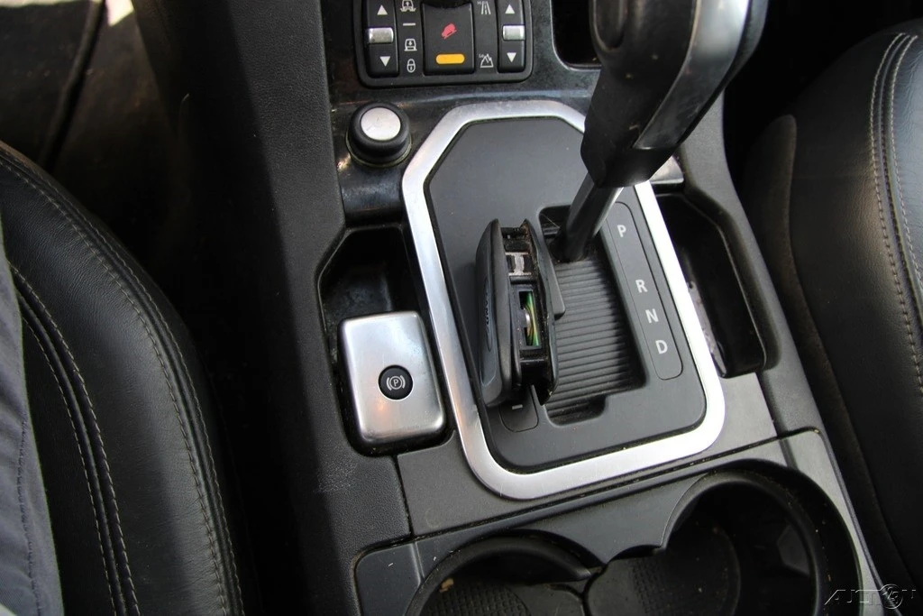 2011 Land Rover Discovery 4th Gen - Image 18 of 21