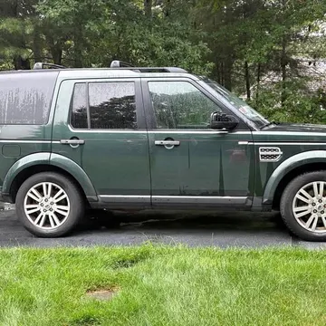 2011 Land Rover LR4 Sport Utility 4D
