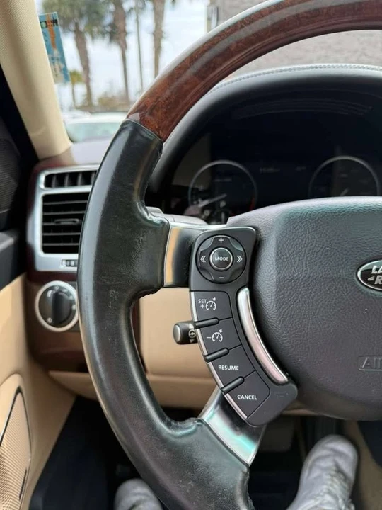 2011 Land Rover Range Rover L322 - Image 15 of 20