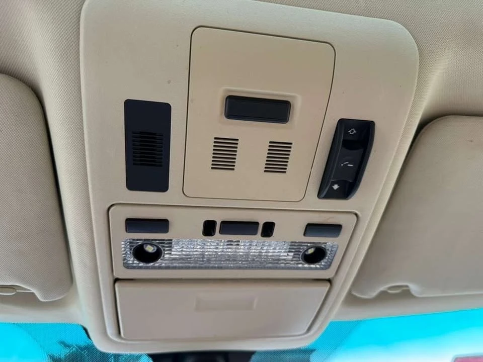 2011 Land Rover Range Rover L322 - Image 16 of 20
