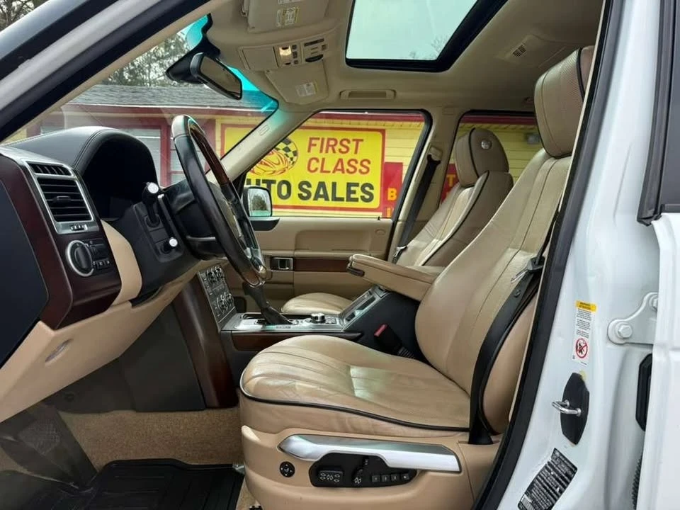 2011 Land Rover Range Rover L322 - Image 17 of 20
