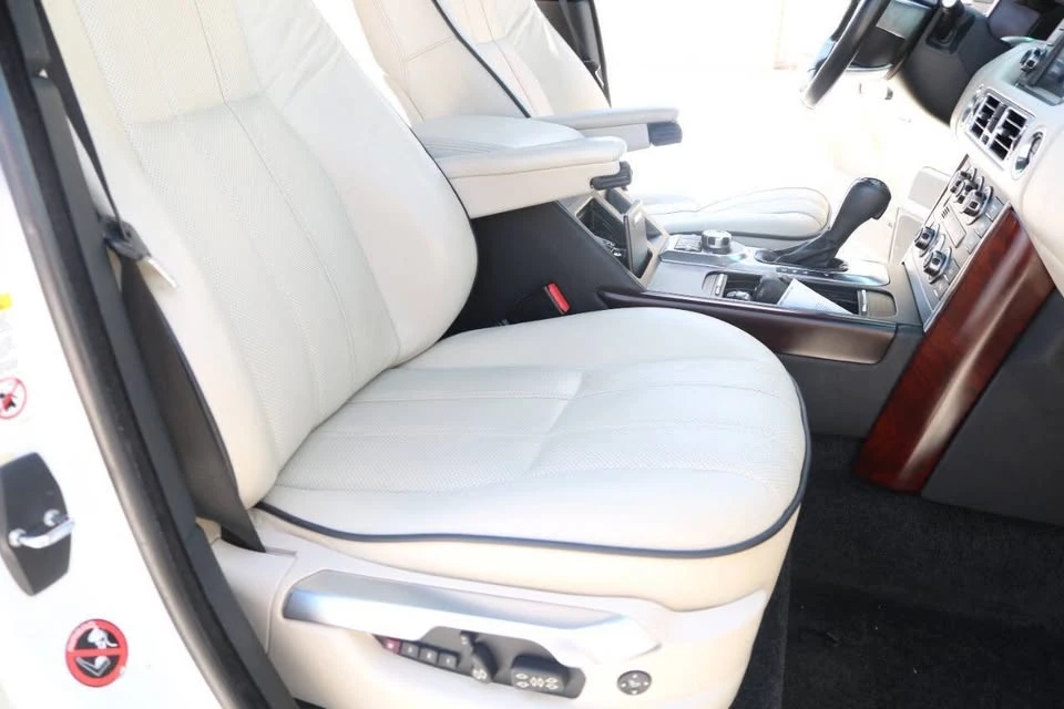 2011 Land Rover Range Rover L322 - Image 12 of 15