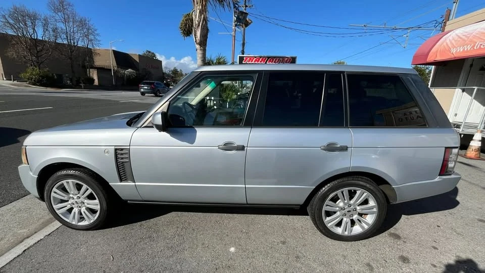 2011 Land Rover Range Rover L322 - Image 4 of 20