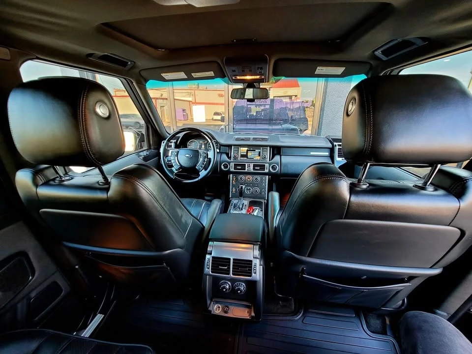 2011 Land Rover Range Rover L322 - Image 9 of 20