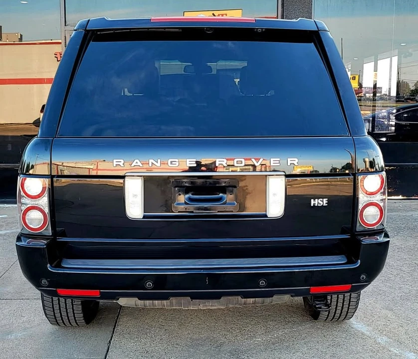 2011 Land Rover Range Rover L322 - Image 6 of 20