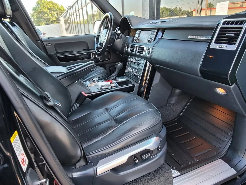 2011 Land Rover Range Rover L322 - Image 12 of 20