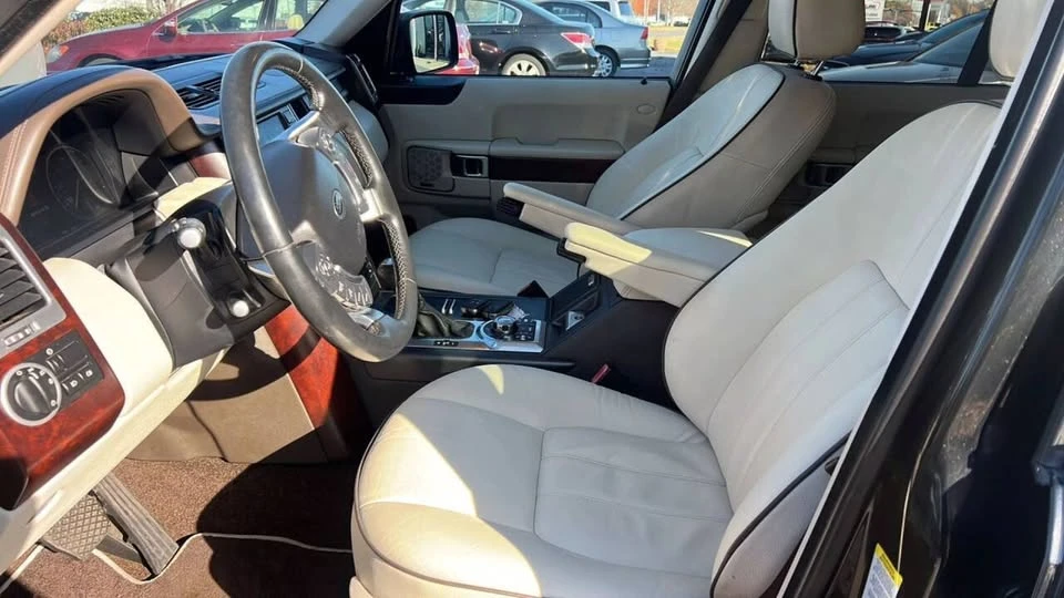 2011 Land Rover Range Rover L322 - Image 11 of 20