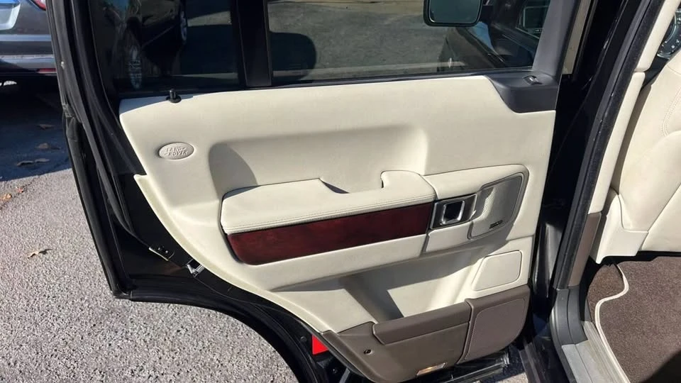 2011 Land Rover Range Rover L322 - Image 18 of 20