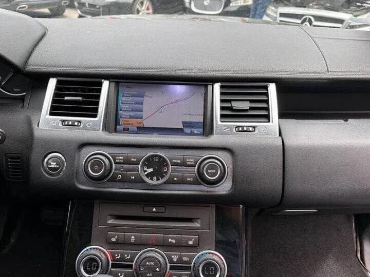 2011 Land Rover Range Rover L322 - Image 4 of 11
