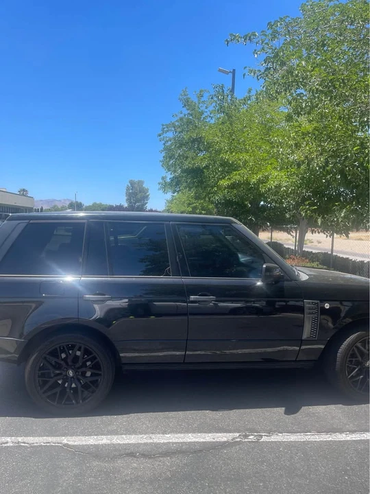 2011 Land Rover Range Rover L322 - Image 2 of 4