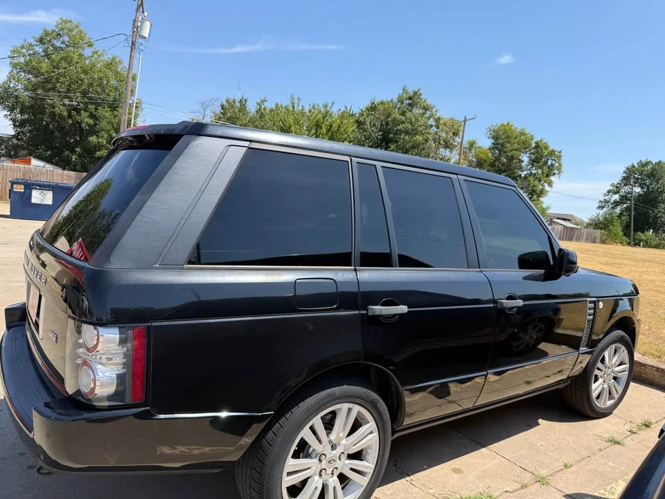 2011 Land Rover Range Rover L322 - Image 3 of 4
