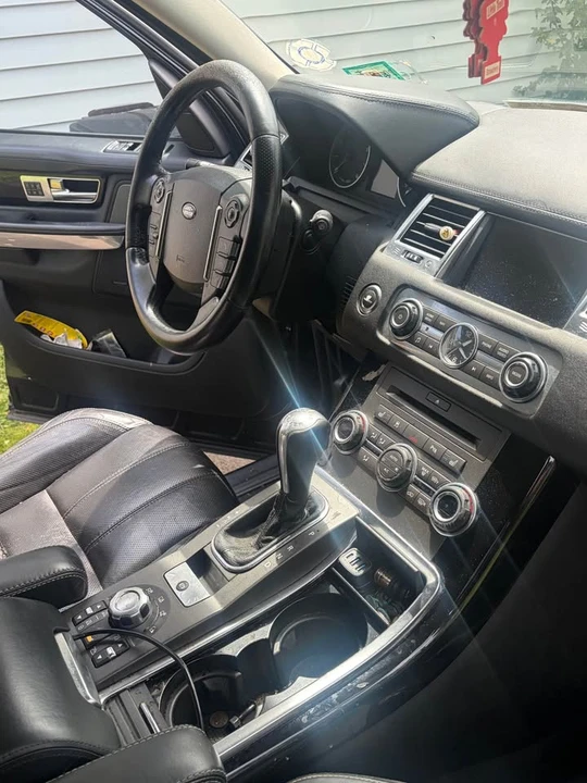 2011 Land Rover Range Rover L322 - Image 8 of 10