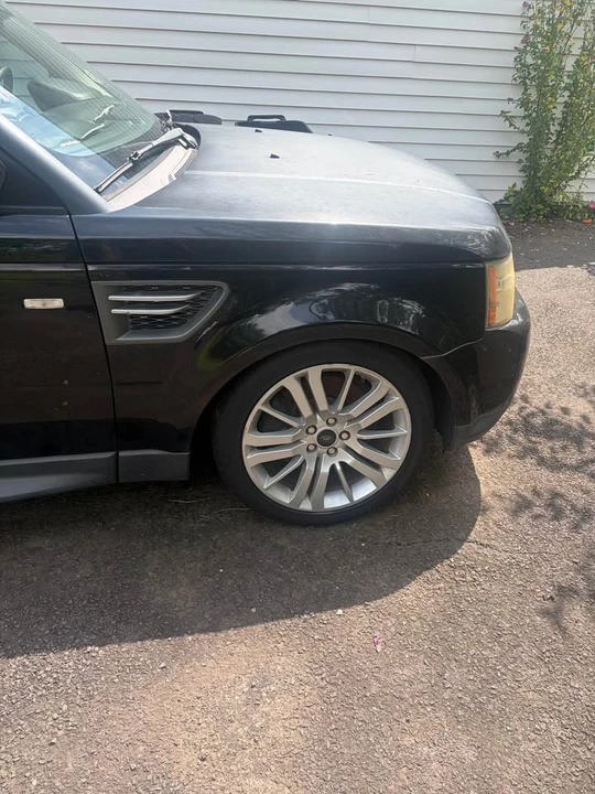 2011 Land Rover Range Rover L322 - Image 3 of 10