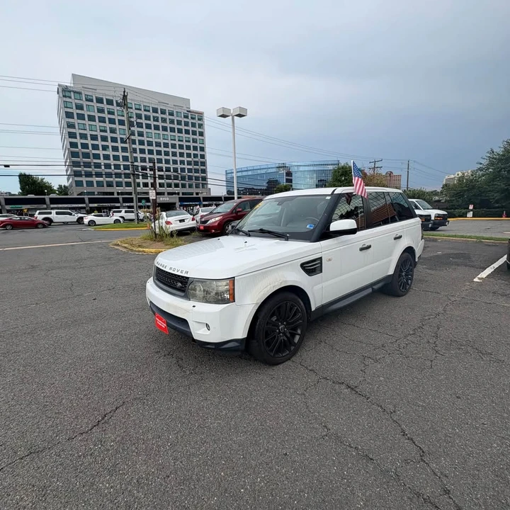 2011 Land Rover Range Rover L322 - Image 2 of 12
