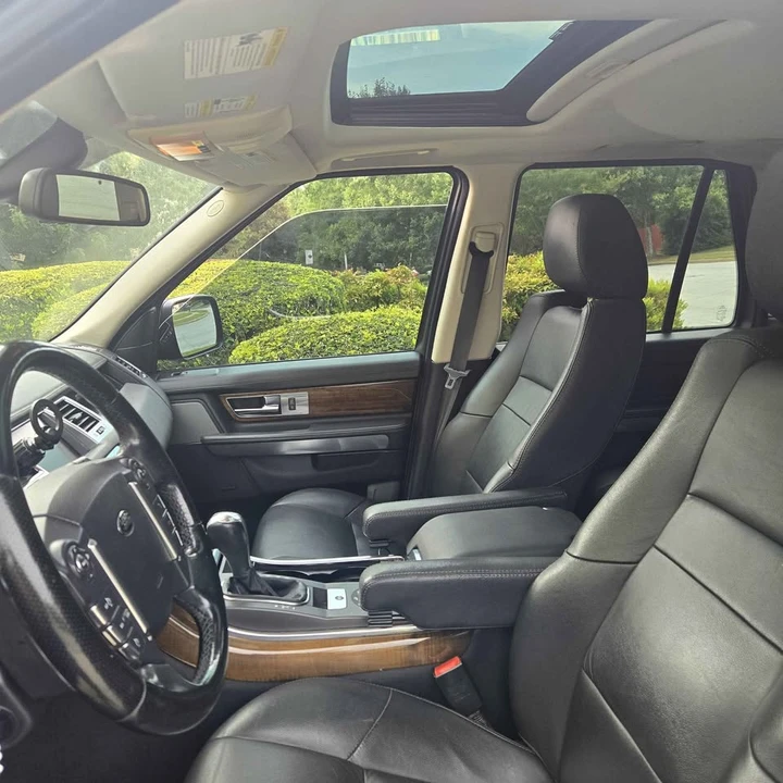 2011 Land Rover Range Rover L322 - Image 8 of 9