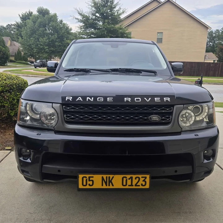 2011 Land Rover Range Rover L322 - Image 2 of 9