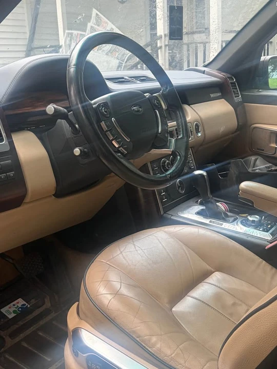 2011 Land Rover Range Rover L322 - Image 4 of 5