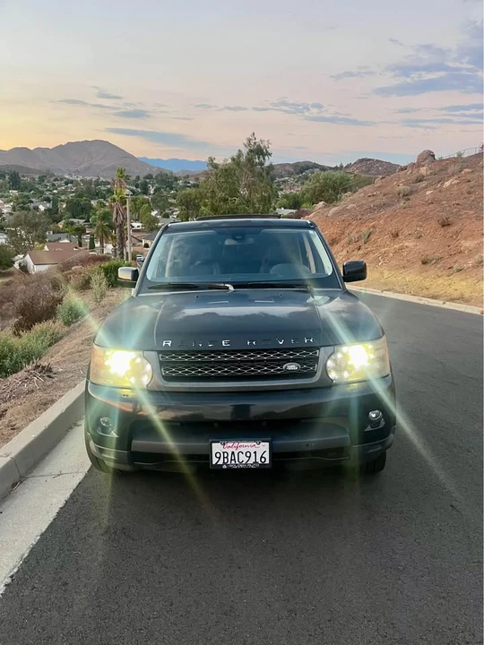 2011 Land Rover Range Rover L322 - Image 2 of 11