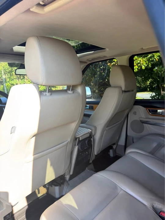 2011 Land Rover Range Rover L322 - Image 8 of 15