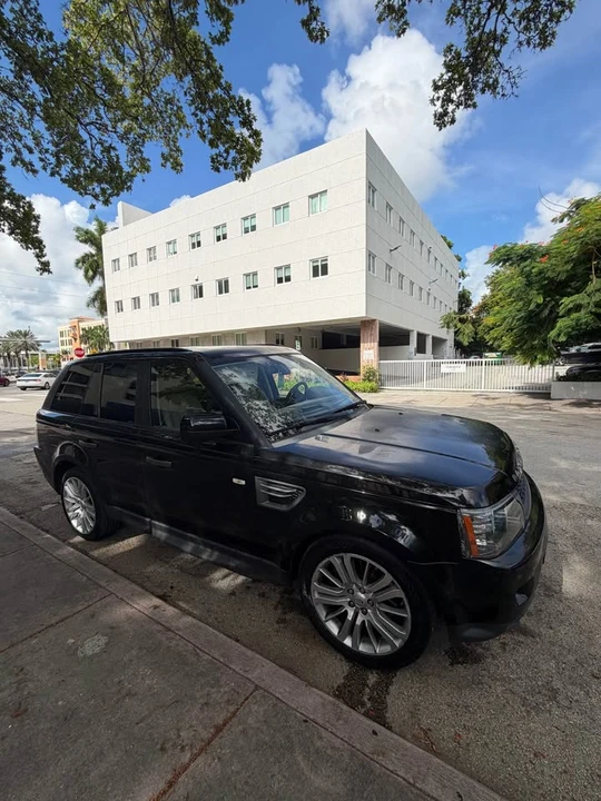 2011 Land Rover Range Rover L322 - Image 2 of 5