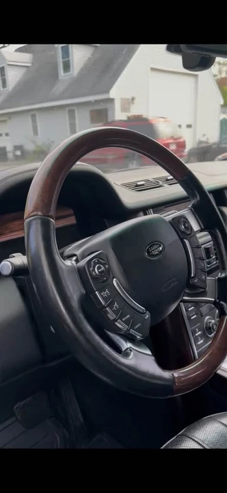 2011 Land Rover Range Rover L322 - Image 3 of 3