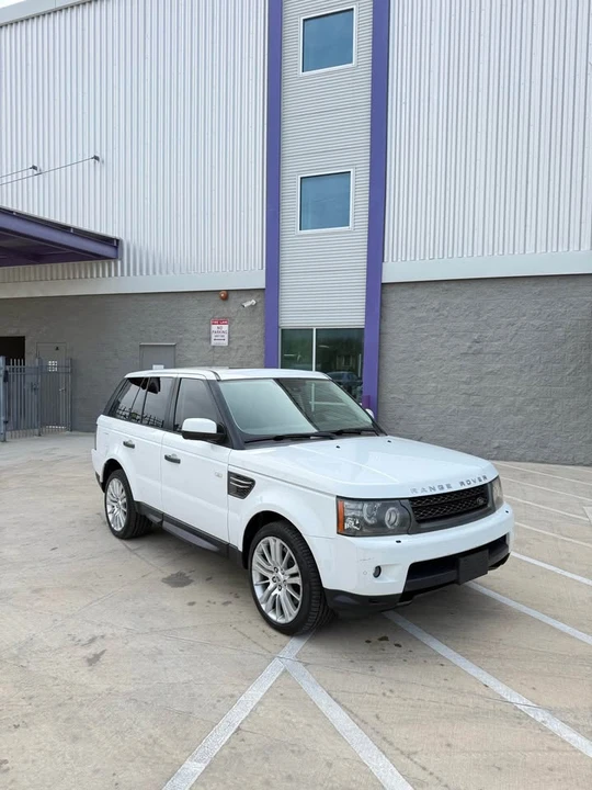 2011 Land Rover Range Rover L322 - Image 2 of 13