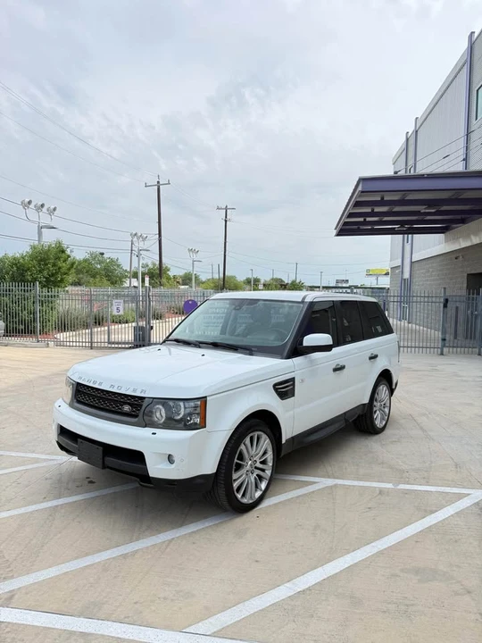 2011 Land Rover Range Rover L322 - Image 3 of 13