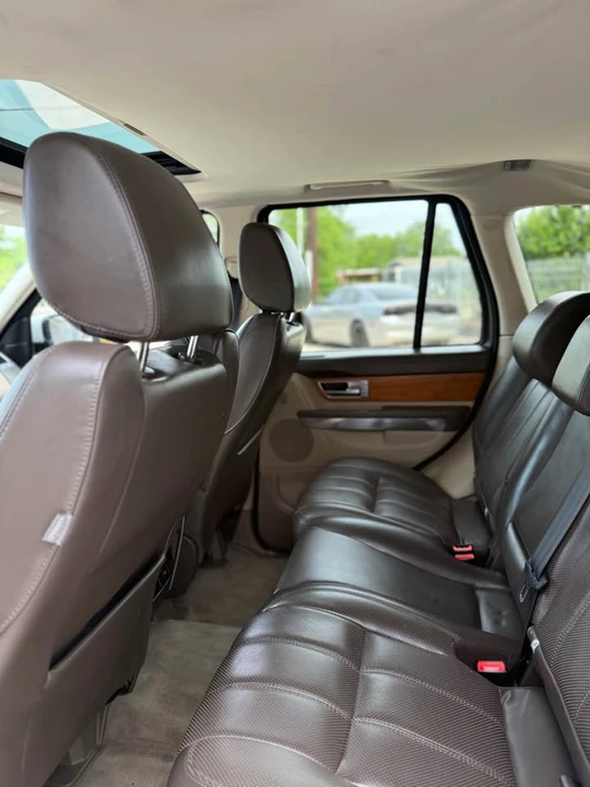 2011 Land Rover Range Rover L322 - Image 10 of 13