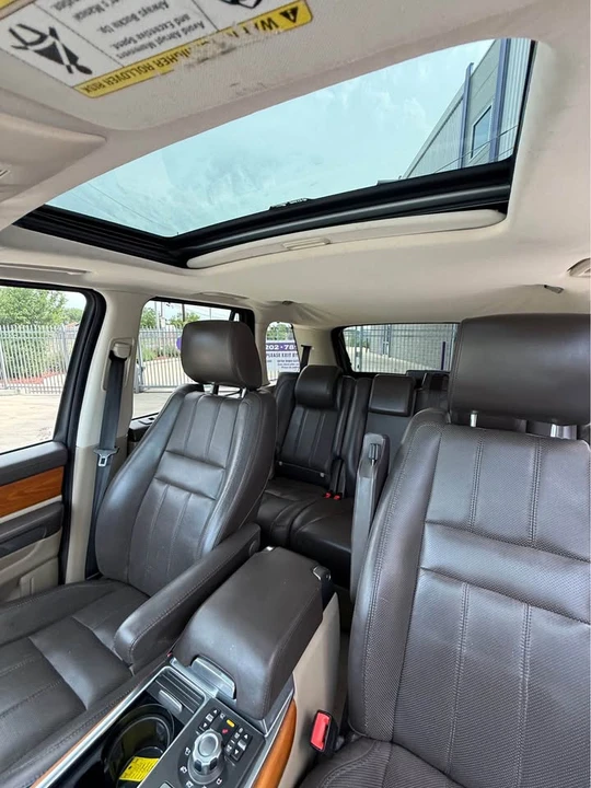 2011 Land Rover Range Rover L322 - Image 12 of 13