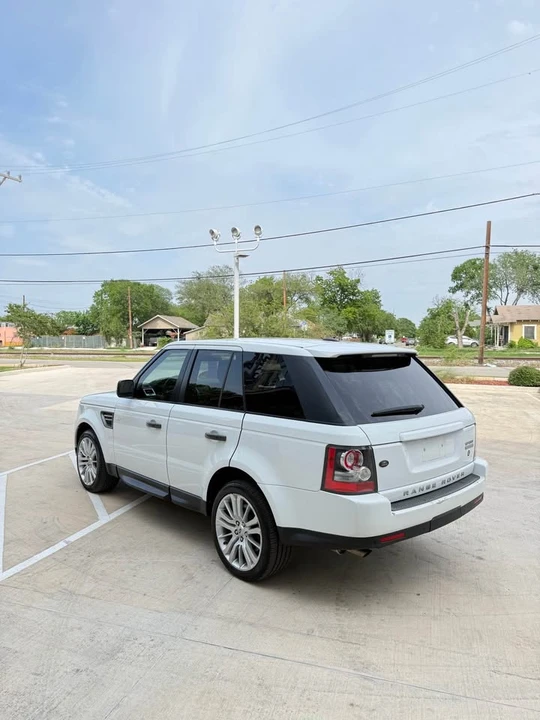 2011 Land Rover Range Rover L322 - Image 5 of 13