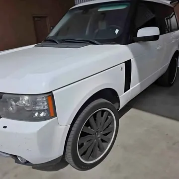2011 Land Rover Range Rover 4.6 SE Sport Utility 4D