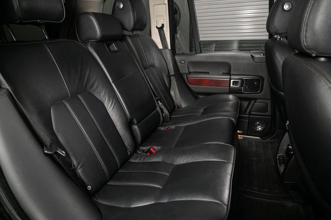 2011 Land Rover Range Rover L322 - Image 25 of 31