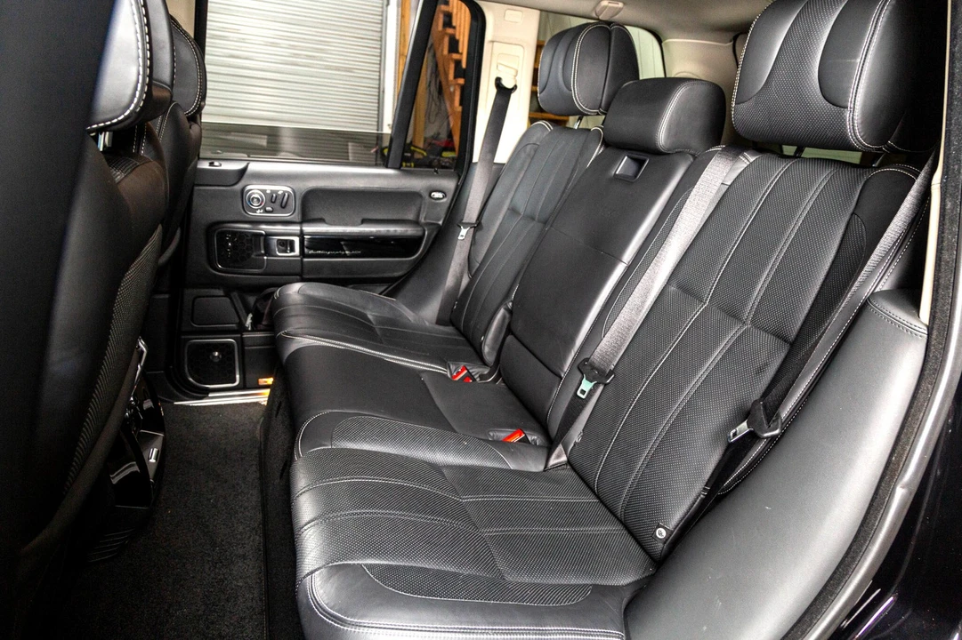 2011 Land Rover Range Rover L322 - Image 20 of 21
