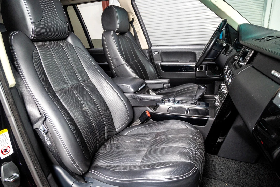 2011 Land Rover Range Rover L322 - Image 10 of 21