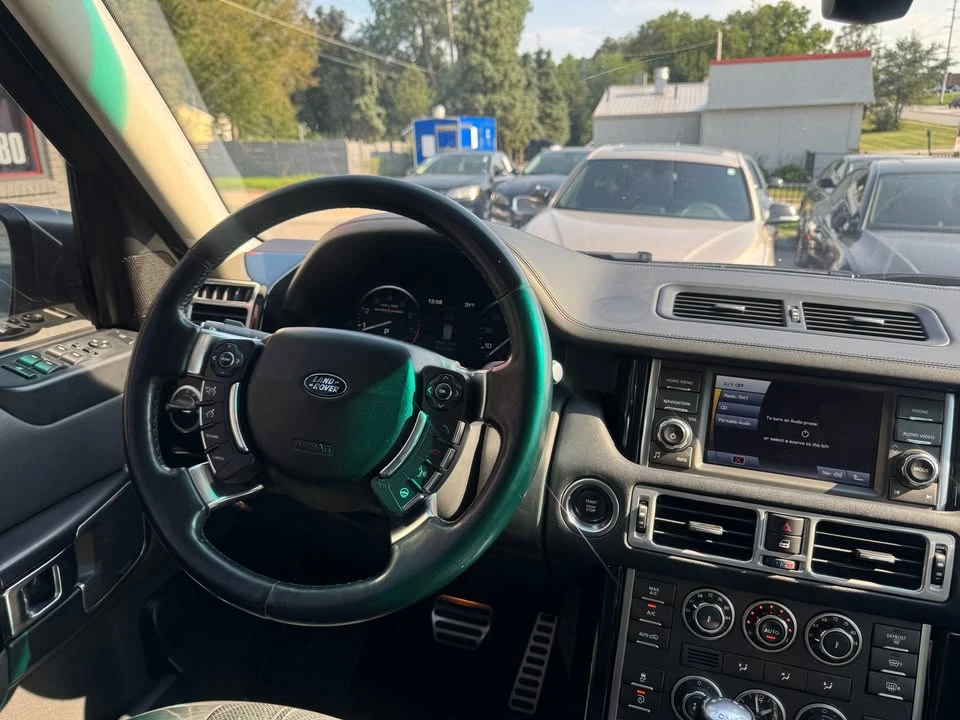 2011 Land Rover Range Rover L322 - Image 14 of 20