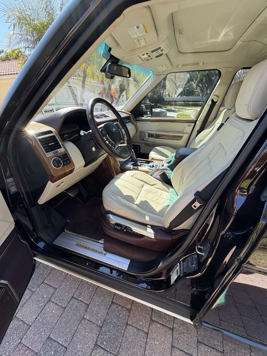 2011 Land Rover Range Rover L322 - Image 16 of 21